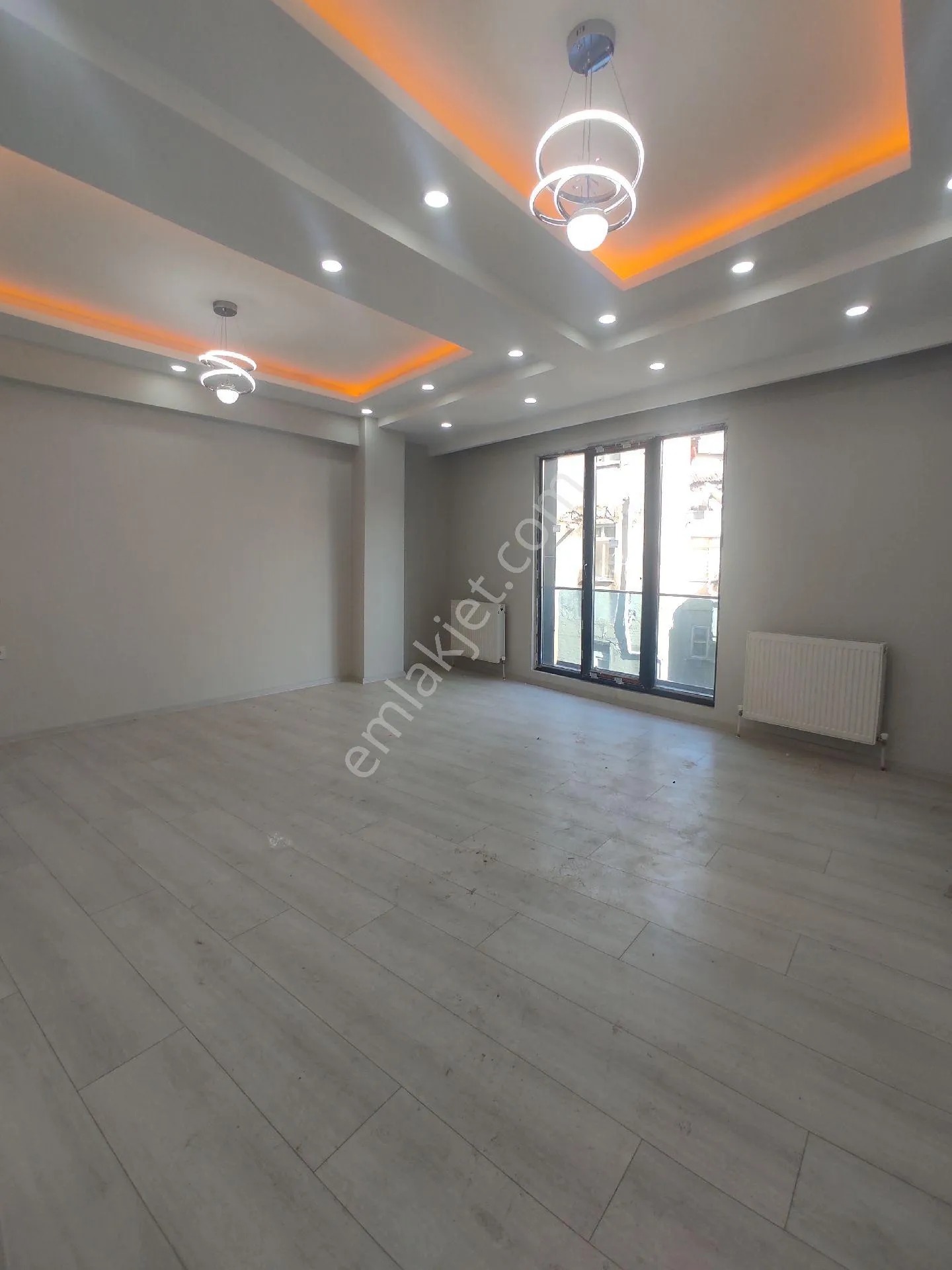 Gaziosmanpaşa'da Satılık Tek Daire Üzerine 3+1 Asansörlü - İSTANBUL GAZİOSMANPAŞA fotoğraf 2