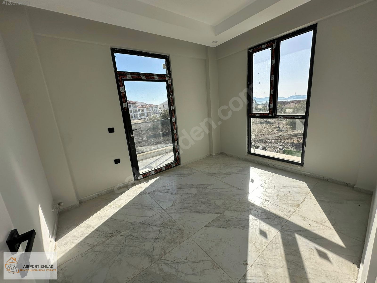 Airport Emlaktan Köyceğiz merkezde havuzlu Göl mabzaralı villa - MUĞLA KÖYCEĞİZ fotoğraf 16