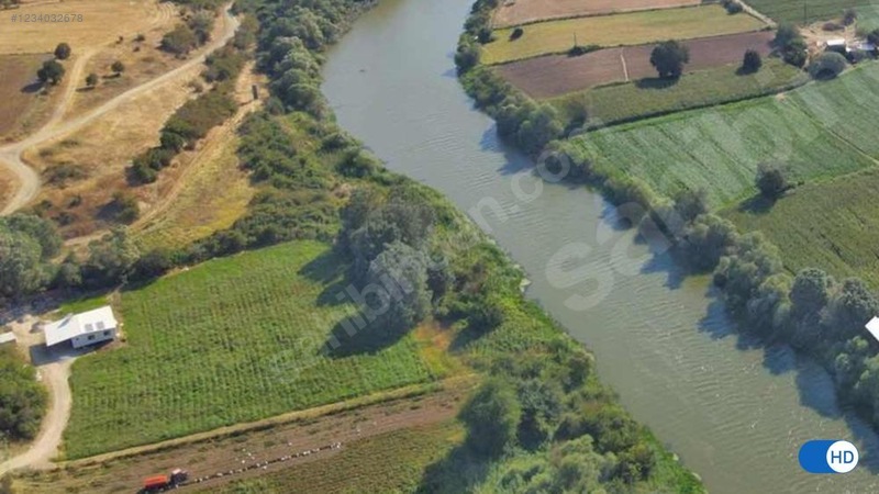 BURSA KARACABEY HARMANLI'DA 7.650 M²  TARLA (İÇİNDE 90 M² EV VAR)   SATILIKTIR. - BURSA KARACABEY fotoğraf 2