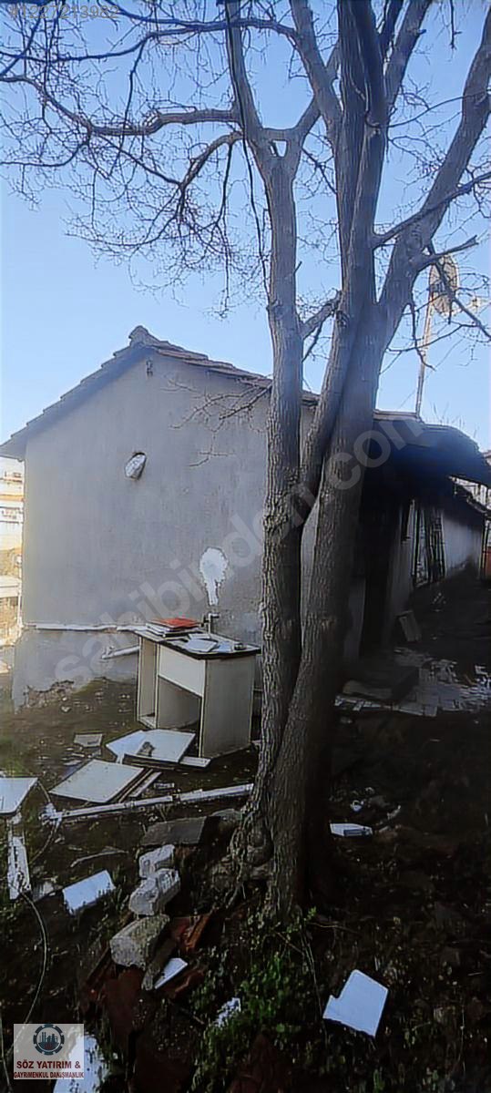 SÖZ YATIRIMDAN; YÜZBAŞI ŞERAFETTİN MAHALLESİNDE AVLULU KAGİR EV - İZMİR KARABAĞLAR fotoğraf 5