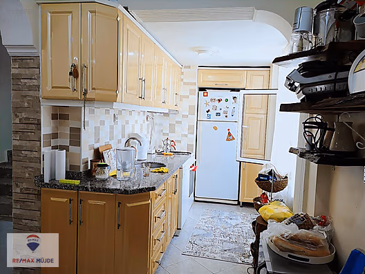 AKÇAY 220M² 4+1 KÖŞE TRİPLEX 3 BANYOWC FULL DONANIMLI ÖZEL YAPIM - BALIKESİR EDREMİT fotoğraf 8