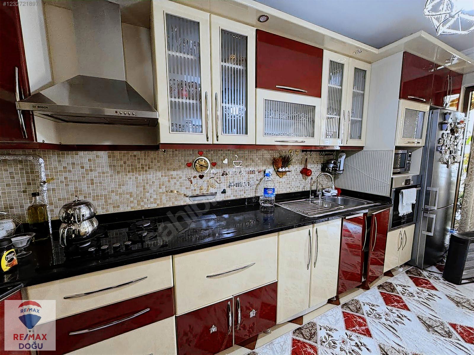 REMAX DOĞUDAN HİLALKENTTE ARA KAT SATILIK FUL YAPILI DAİRE - ELAZIĞ MERKEZ fotoğraf 3