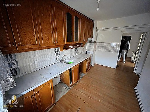 MAREŞAL ÇAKMAK MAHALLESİNDE 3+1 MERKEZE YÜRÜME MESAFESİNDE DAİRE