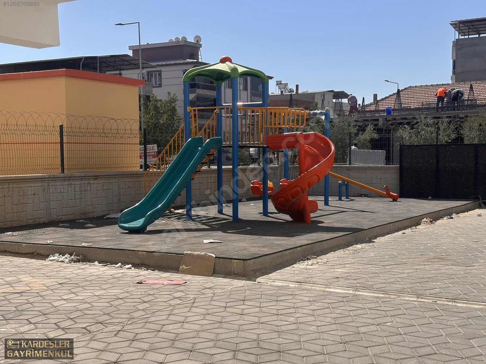 EFENDİDE SATILIK SİTE İÇERİSİNDE 2+1 GENİŞ FERAH AYDINLIK DAİRE - MANİSA AKHİSAR fotoğraf 19