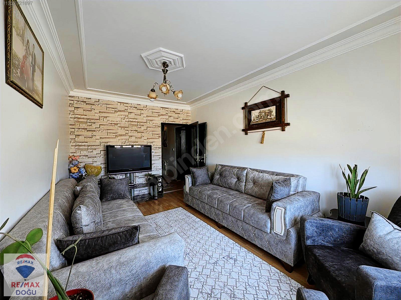 REMAX DOĞUDAN HİLALKENTTE ARA KAT SATILIK FUL YAPILI DAİRE - ELAZIĞ MERKEZ fotoğraf 5