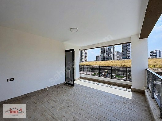İMİR EMLAK OFİSİNDEN HASTANE YANI 4+1 180m2 5.KAT SİTE DAİRESİ - ANKARA PURSAKLAR fotoğraf 4