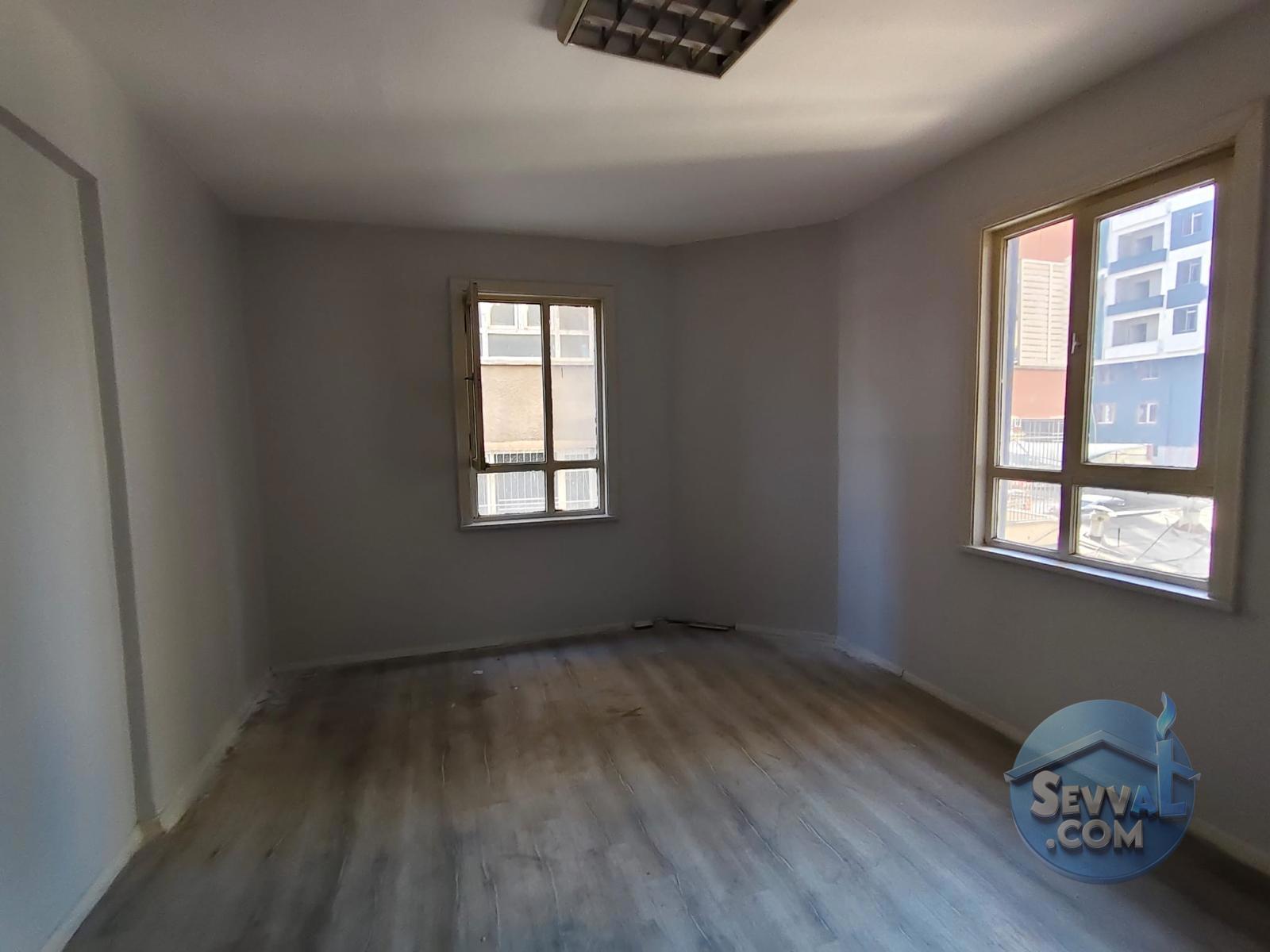 BAHÇELİ EVLER MAH. ACİL SATILIK 1. KAT 3+1 ODALI 150 m2 OFİS - BÜRO. (EKSP BZKRT - ŞANLIURFA HALİLİYE fotoğraf 5