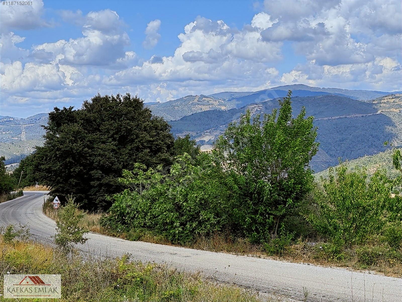 ALPAĞUT MAHALLESİ 5.125 M² KÖY ASFALTINA CEPHE SATILIK TARLA - BURSA MUSTAFAKEMALPAŞA fotoğraf 10