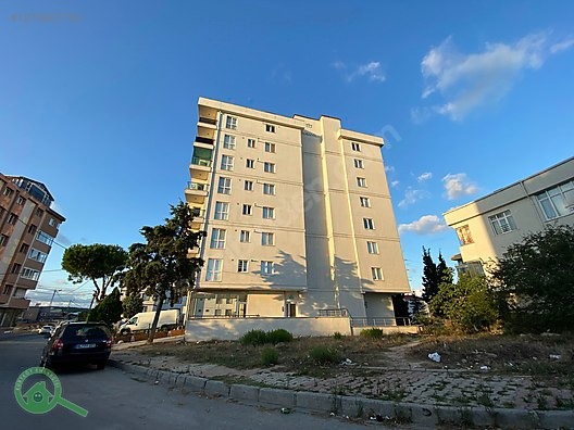 Sultanbeyli'de Satılık -ARA KAT- 2+1 Önü Açık Daire - İSTANBUL SULTANBEYLİ fotoğraf 2