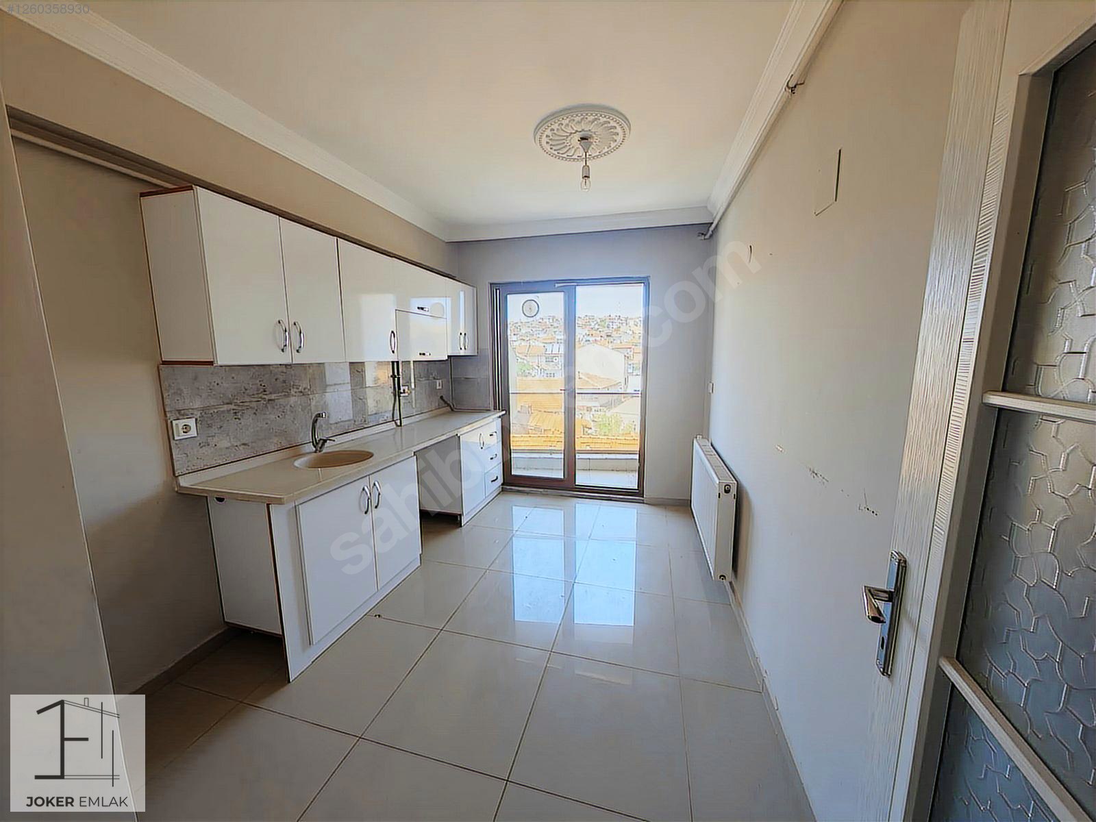KARAAĞAÇ MAH.ZÜMRÜT CAMİ YAKINI 110 m2 SATILIK 2+1 DAİRE - UŞAK MERKEZ fotoğraf 4