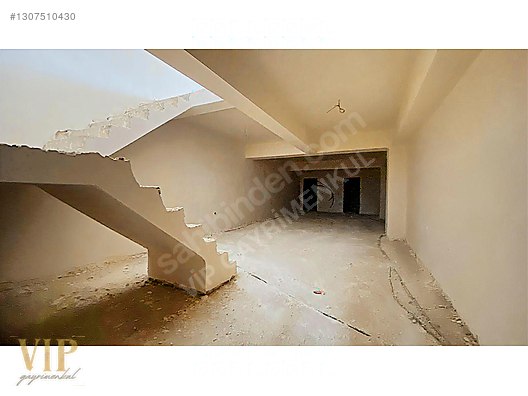 VİP GAYRİMENKUL'den CADDE VE PAZAR YERİ GİRİŞLİ 510m² DÜKKANLAR - ANTALYA ELMALI fotoğraf 3