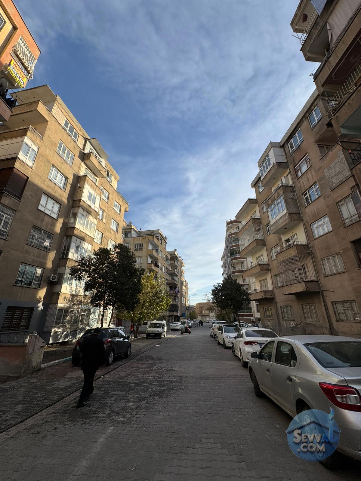 BAHÇELİEVLER DE SATILIK İÇİ YAPILI DAİRE - ŞANLIURFA HALİLİYE fotoğraf 10