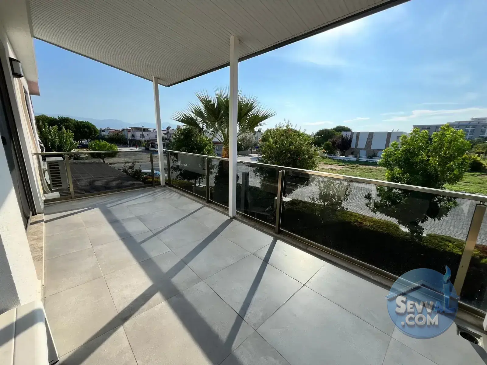 KUŞADASI KARAOVA'DA AVM YANI PALM 34 SİTESİ'NDE SATILIK 4+1 VİLLA - AYDIN KUŞADASI fotoğraf 3