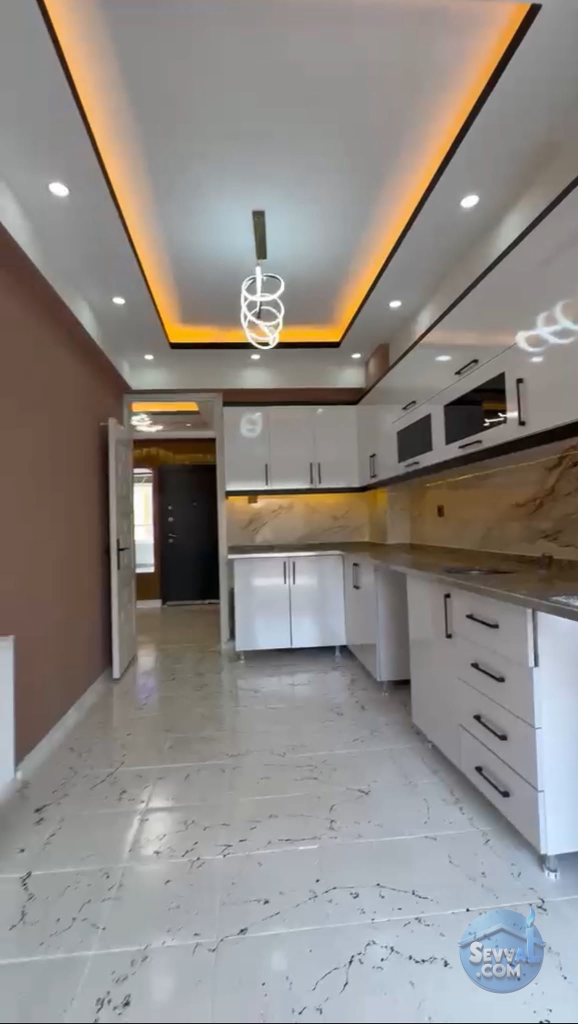 DEVTEŞTİ MAH. 1. KAT 2+1 ODALI 110 m2 GÜNEY CEPHELİ GÜNEŞ GÖREN TARAF İÇİ FULL - ŞANLIURFA HALİLİYE fotoğraf 4