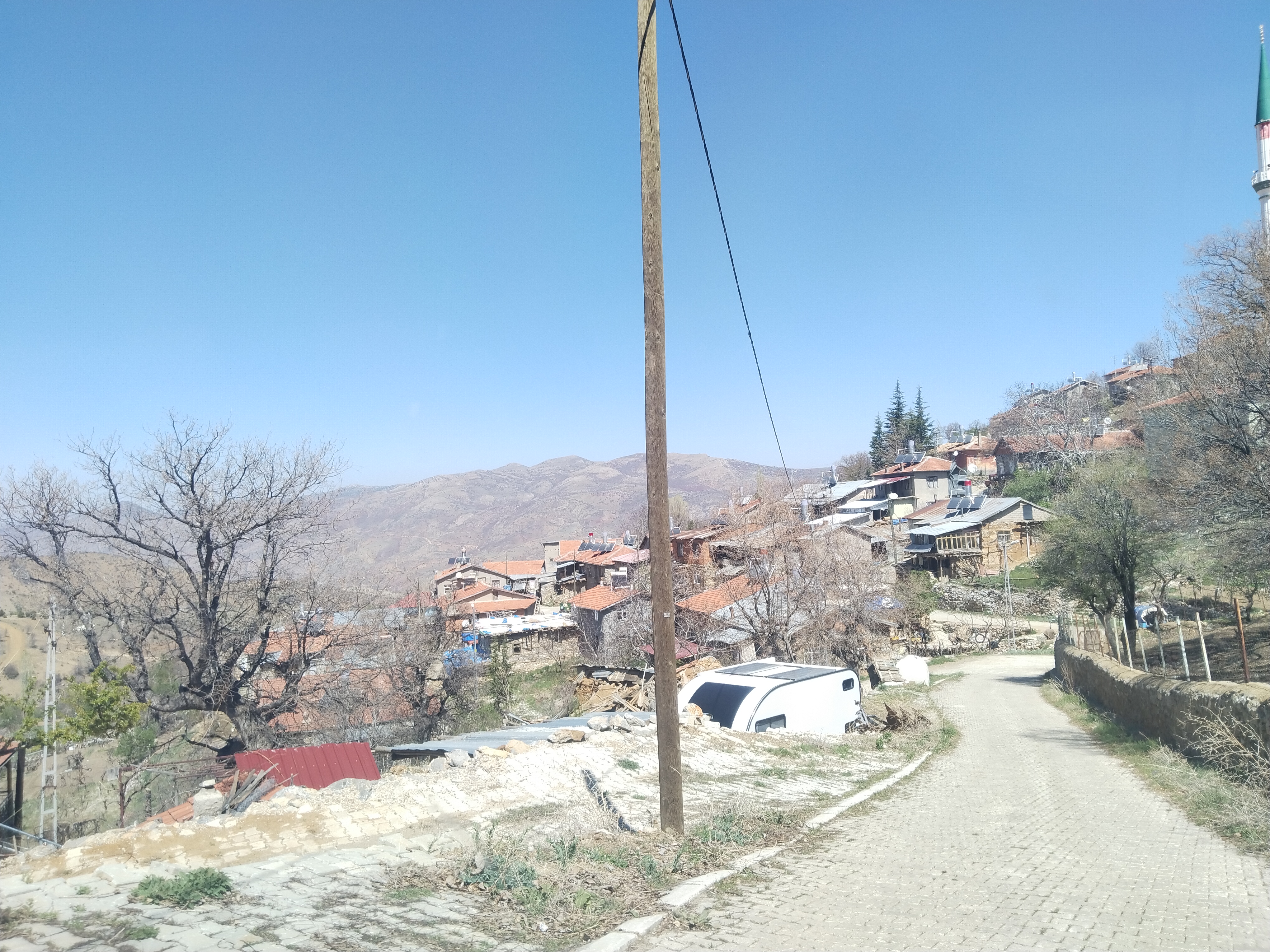 KONYA HADİM KÜPLÜCE KÖYÜNDE 179 M² BAHÇEMİZ SATILIKTIR. - KONYA HADİM fotoğraf 12