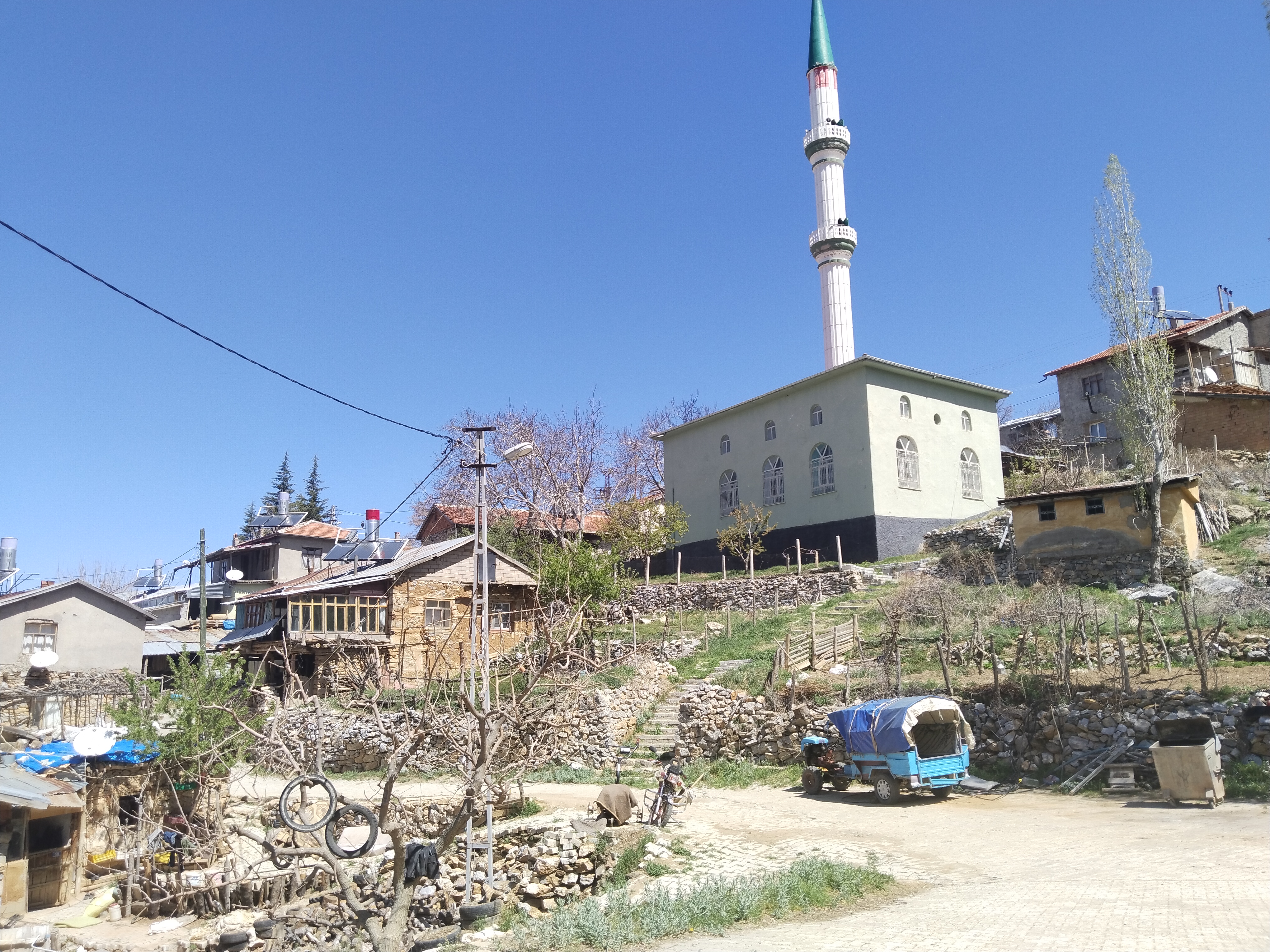 KONYA HADİM KÜPLÜCE KÖYÜNDE 179 M² BAHÇEMİZ SATILIKTIR. - KONYA HADİM fotoğraf 15