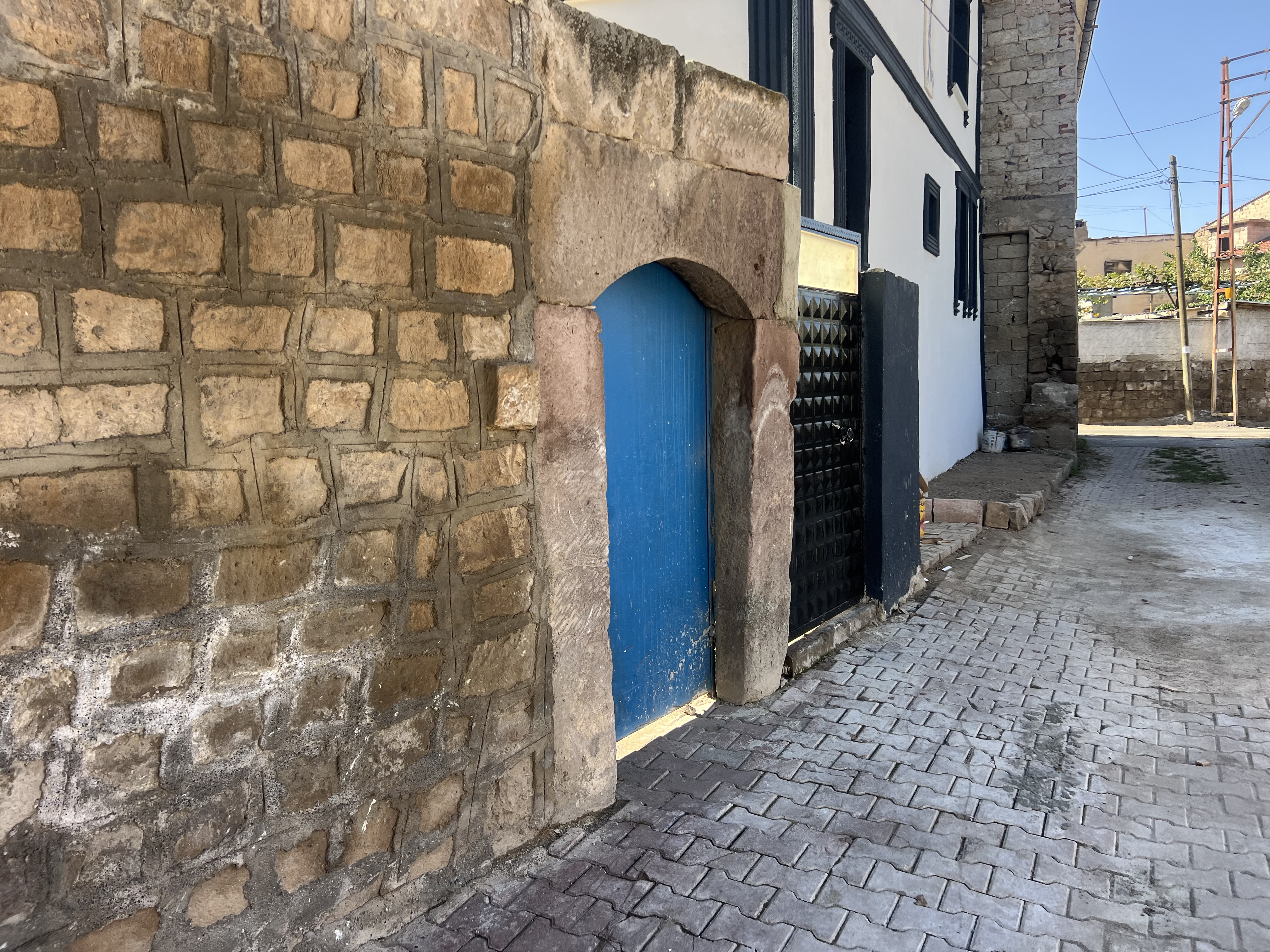 Gesi Meydan Da Tadilat Görmüş Bakımlı Taş Yapılı Müstakil Ev - KAYSERİ MELİKGAZİ fotoğraf 2
