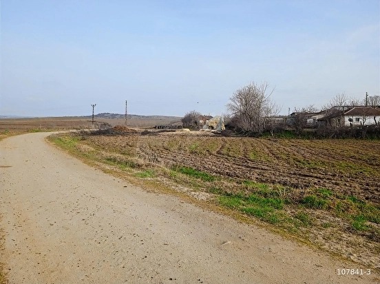TEVFİKİYE KÖYÜNDE 511 M2 MÜSTAKİL TAPU İMARLI İFRAZLI ARSA - EDİRNE İPSALA fotoğraf 7