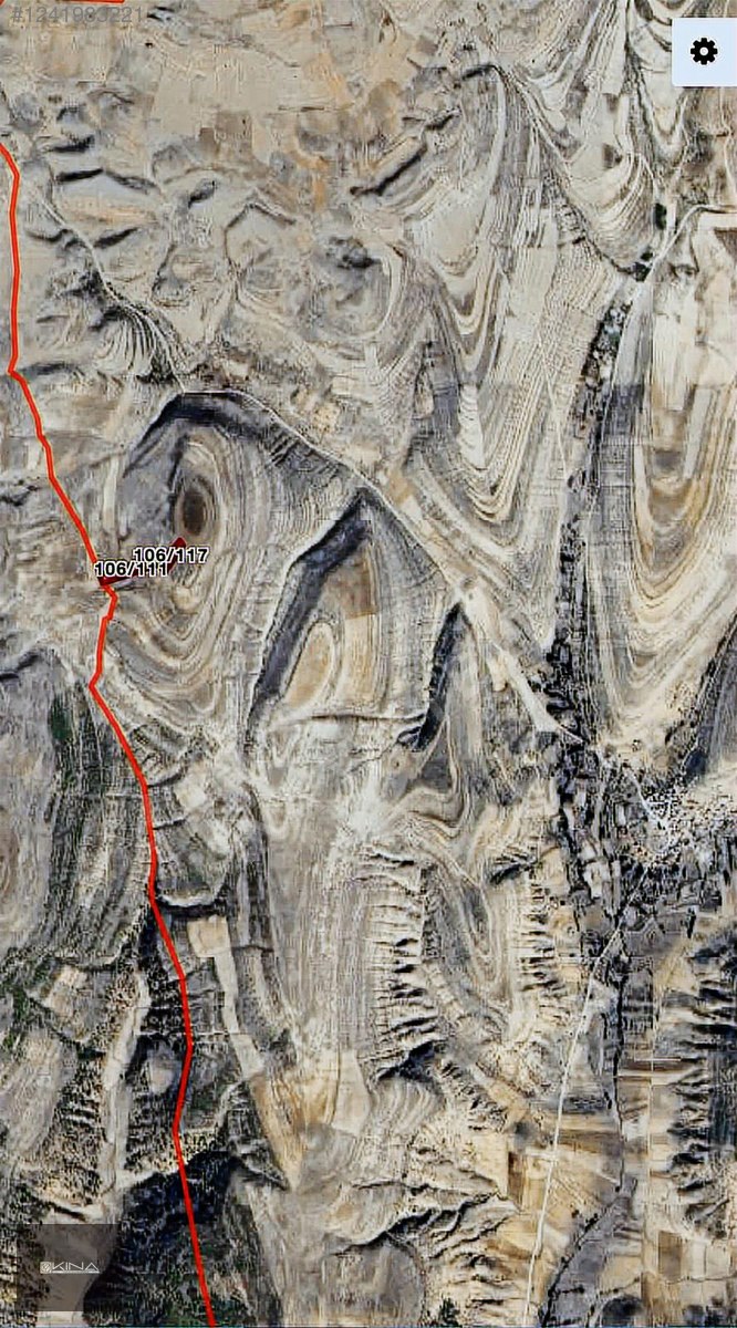 GÜME MAHALLESİ 15,652 M2 KADASTRO YOLU VAR TAMAMI 550.000 TL - MERSİN MUT fotoğraf 4