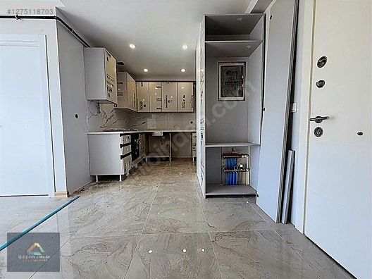 KURTKÖY DE SİTE İÇERİSİNDE SATILIK 2+1 DAİRE // METRO YANI // - İSTANBUL PENDİK fotoğraf 5