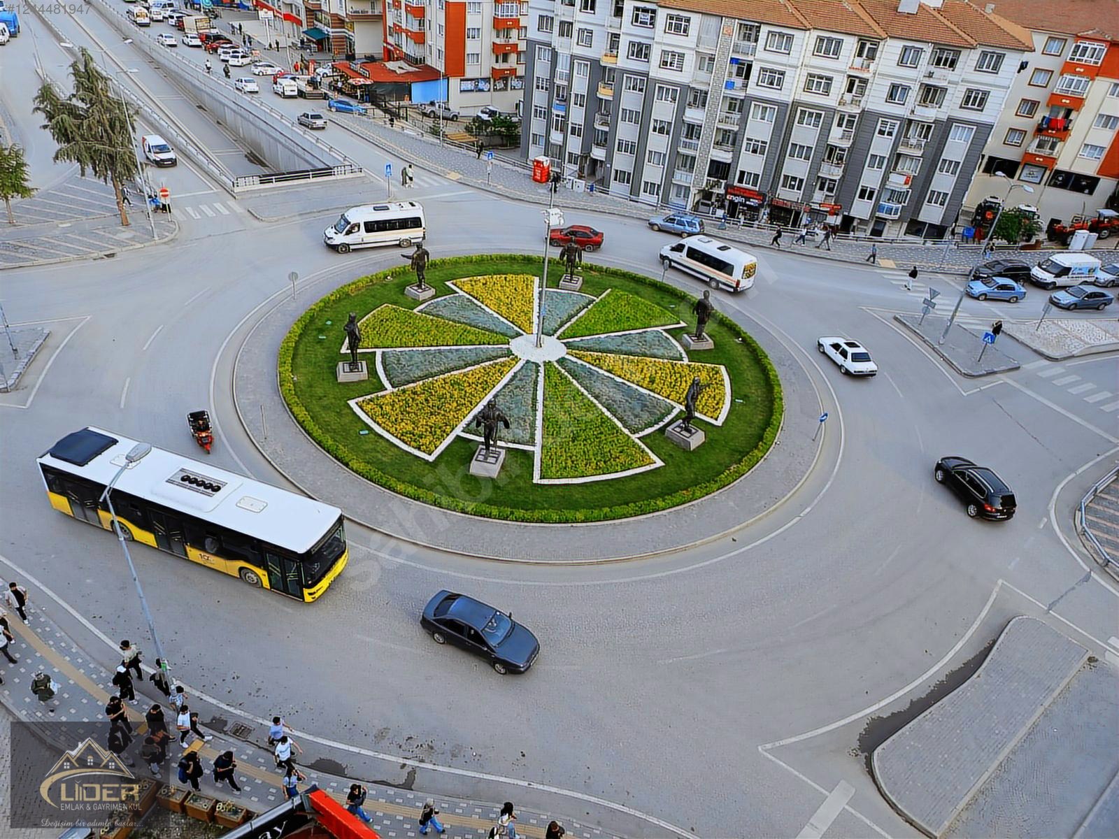 LİDER EMLAK KUCAKLAMA TAŞI CİVARI 3+1 İÇİ YAPILI FERDİ KOMBİLİ - ÇANKIRI MERKEZ fotoğraf 2