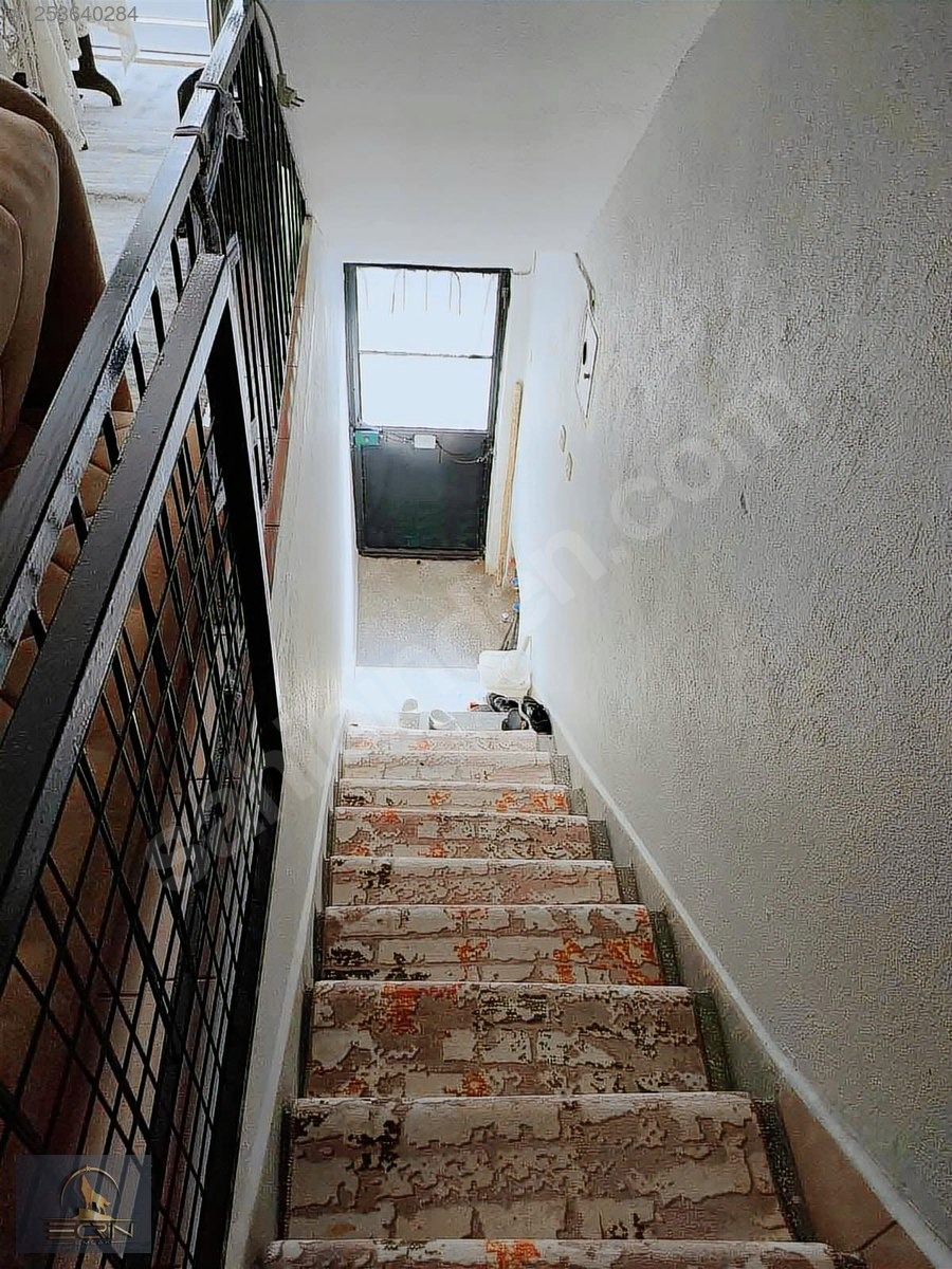 Fatih mahallesi 2 katlı müstakil ev satılık bahçeli - UŞAK MERKEZ fotoğraf 10