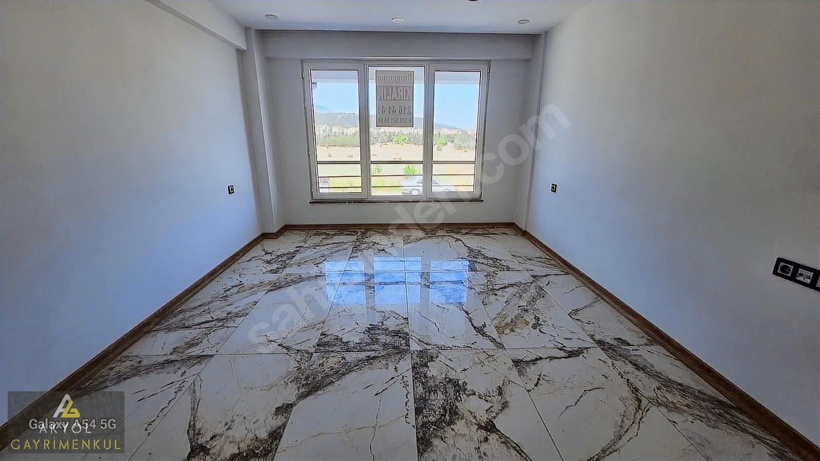 AKYOL'DAN ZAFERTEPEDE SATILIK GARAJLI 3+1 DAİRE - KÜTAHYA MERKEZ fotoğraf 9