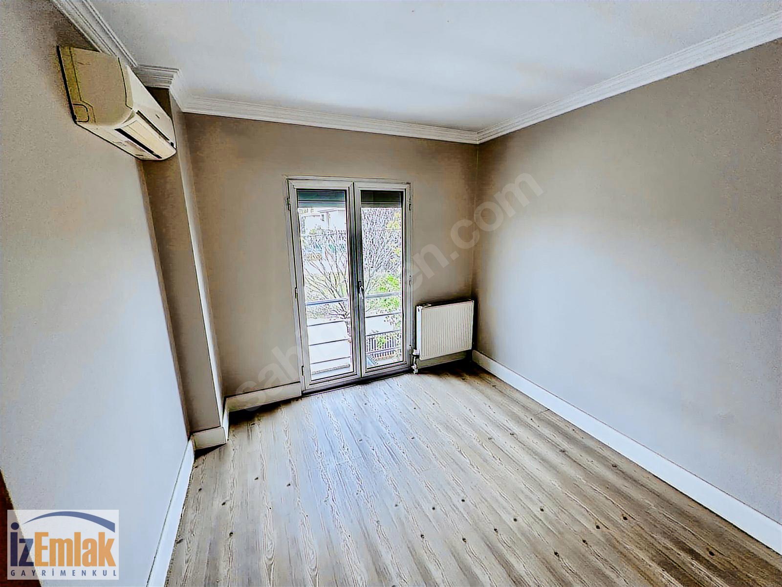 İz Emlak Forum'un Hemen Yanında Sitede 4+2 Bakımlı Villa - İZMİR BORNOVA fotoğraf 6