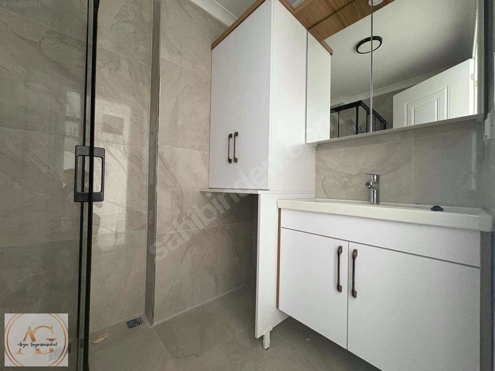 ARYA'DAN GÜRE'DE MÜSTAKİL BAHÇE KULLANIMLI SATILIK 1+1 DAİRE - BALIKESİR EDREMİT fotoğraf 4