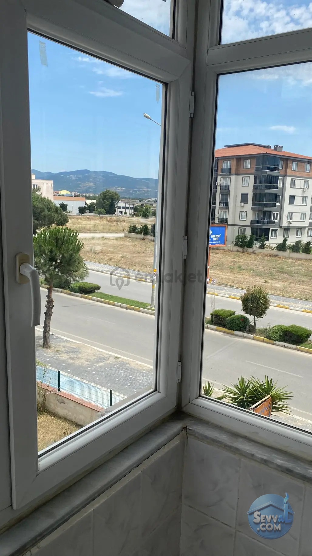 Balıkesir Burhaniye Bahçelievler Mahallesi Ören Yolunda Kiralık Daire - BALIKESİR BURHANİYE fotoğraf 9
