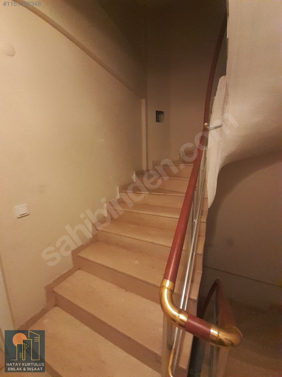 KURTULUŞ EMLAKTAN YENİŞEHİR MAHALLESİNDE SATILIK ARA KAT DAİRE - HATAY İSKENDERUN fotoğraf 11