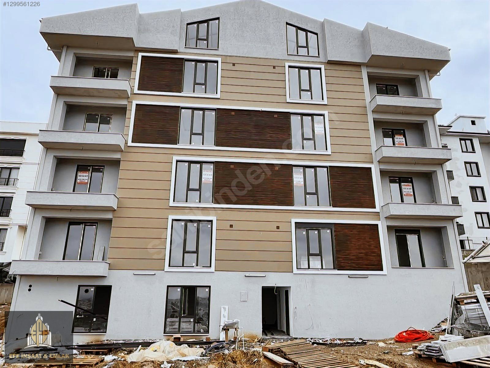 ÇİFTLİKKÖY BAYRAKTEPEDE MUHTEŞEM DENİZ MANZARALI 1+1 DAİRELER - YALOVA ÇİFTLİKKÖY fotoğraf 18