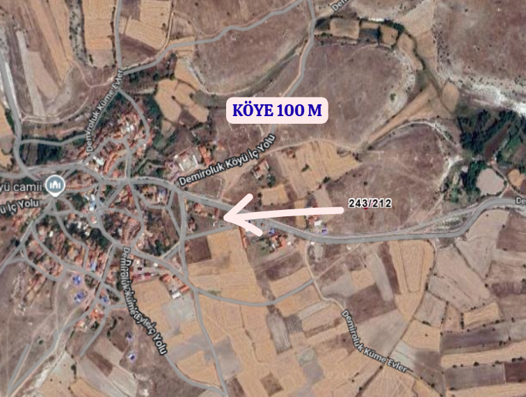KÜTAHYA ÇAVDARHİSAR DEMİROLUK   KÖYÜNDE 283  M² ARSA  SATILIKTIR - KÜTAHYA ÇAVDARHİSAR fotoğraf 4