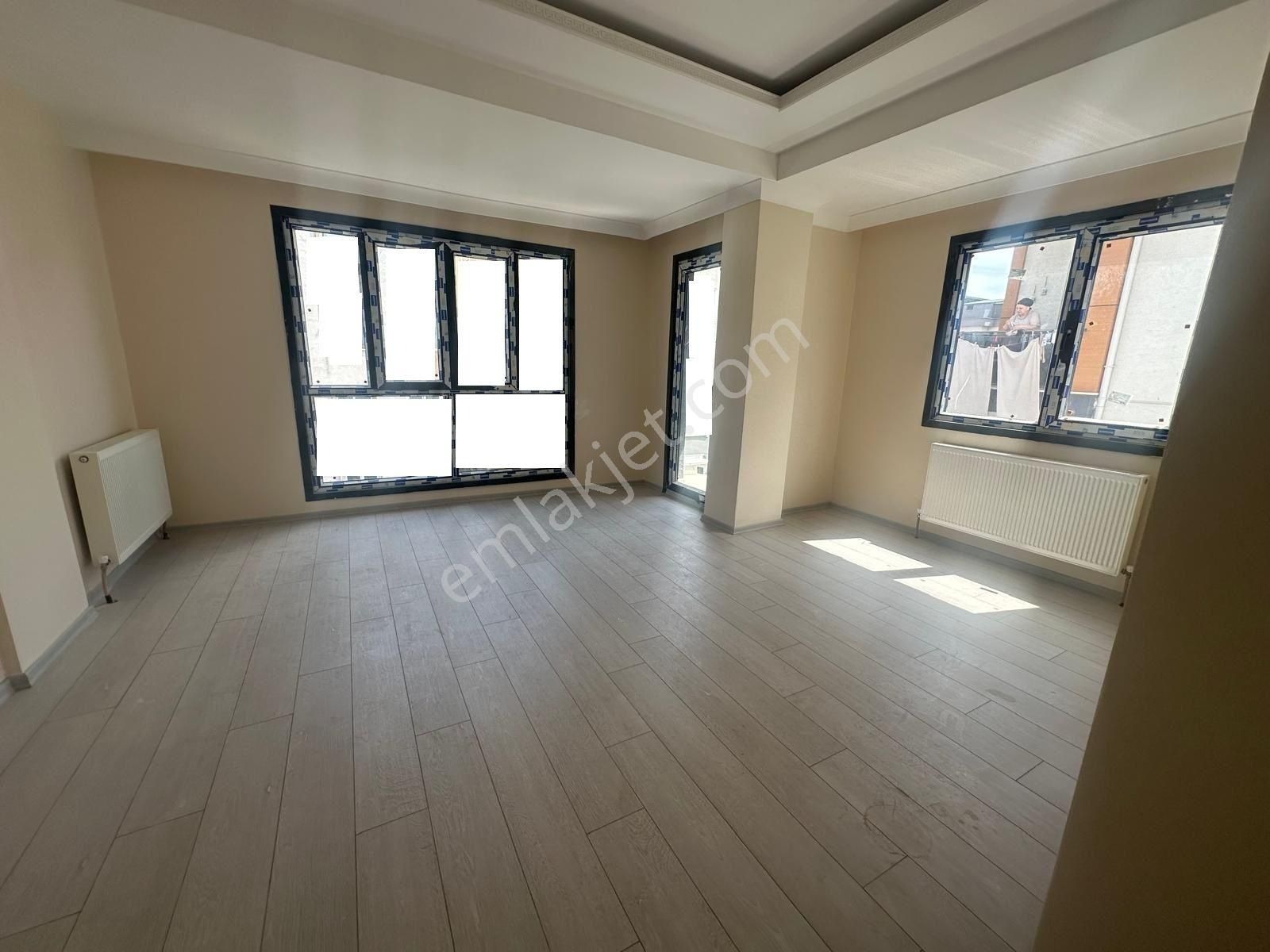 Baki Emlaktan Orhantepe 3+1 Sıfır Daire - İSTANBUL KARTAL fotoğraf 3