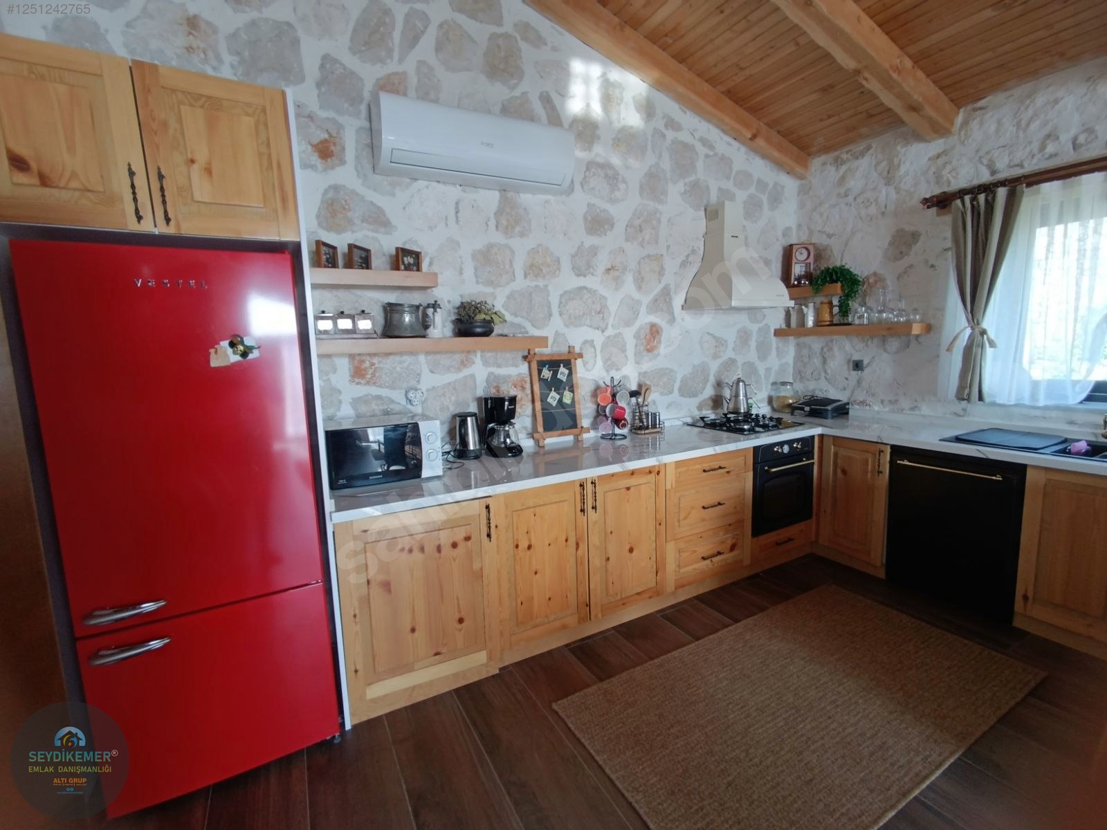 SEYDİKEMER YAKAKOYDE MUHTEŞEM MANZARALI TAŞ VİLLA - MUĞLA SEYDİKEMER fotoğraf 2