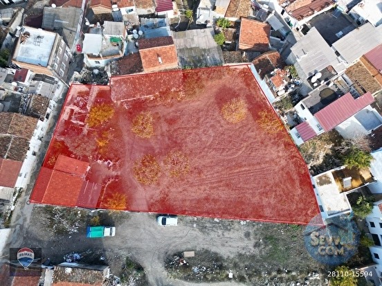 KUŞADASI CAMIATIK DE KONUT İMARLI 1369 M2 SATILIK ARSA - AYDIN KUŞADASI fotoğraf 3