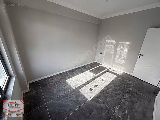 HAVUZLU SİTEDE SIFIR YERDEN ISITMALI 1+1 GENİŞ DAİRE - SAKARYA KOCAALİ fotoğraf 4