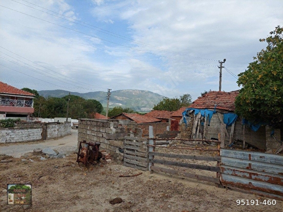 BERGAMA KOZAK GÖBELLER MAH DE 240 M2 ARSA MÜSTAKİL TAPU ÖNÜ PARSEL YOL - İZMİR BERGAMA fotoğraf 2