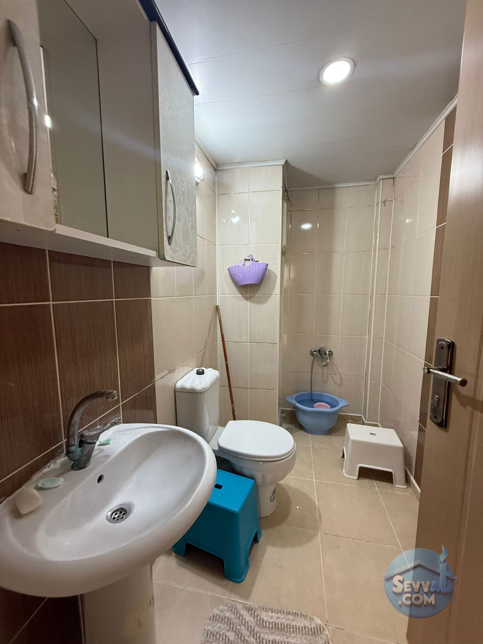 AKPIYAR MAH. 1. KAT 4 ODALI 160 m2 BÜRÜT İÇİ TEMİZ EBEVEYN BANYOLU VE 2  - ŞANLIURFA KARAKÖPRÜ fotoğraf 10