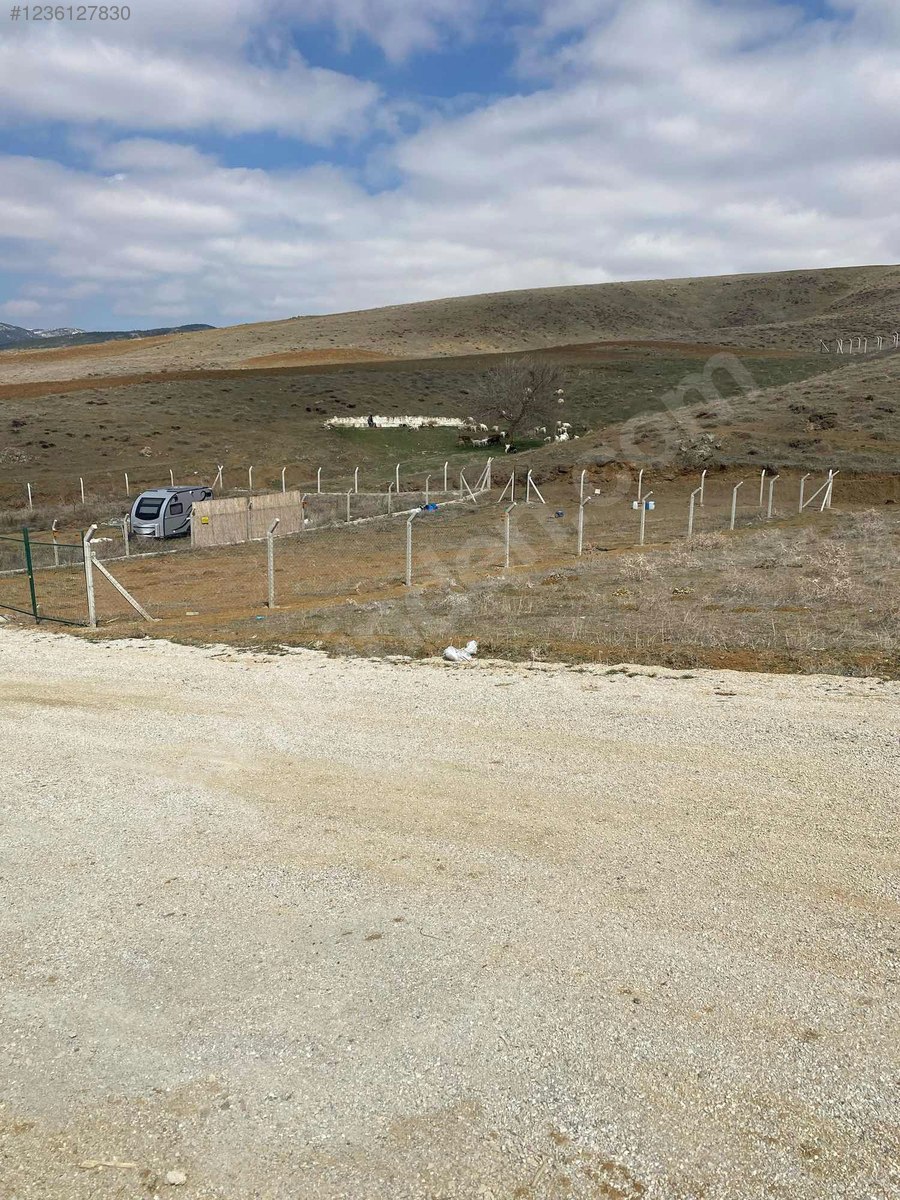 ANKARA ELMADAĞ HASANOĞLU HAVUZBAŞI KÖYÜNDE 600 M²  ARSA SATILIKTIR - ANKARA ELMADAĞ fotoğraf 6