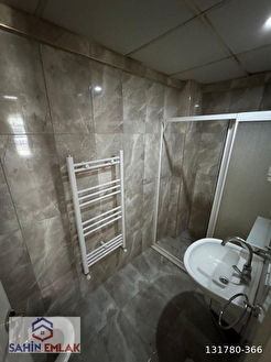 ŞAHİN BÜKE EMLAKTAN DENİZLİ ACIPAYAM ÇARŞI MERKEZİNDE SATILIK 1+1 APART - DENİZLİ ACIPAYAM fotoğraf 3