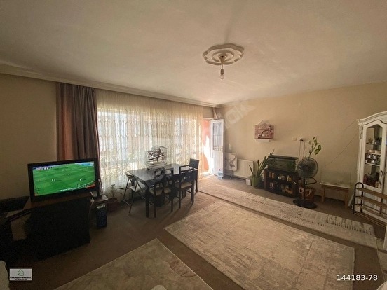 KARDEŞ GAYRİMENKULDEN MERKEZE YAKIN KONUMDA 3+1 GENİŞ DAİRE - KOCAELİ KARAMÜRSEL fotoğraf 2