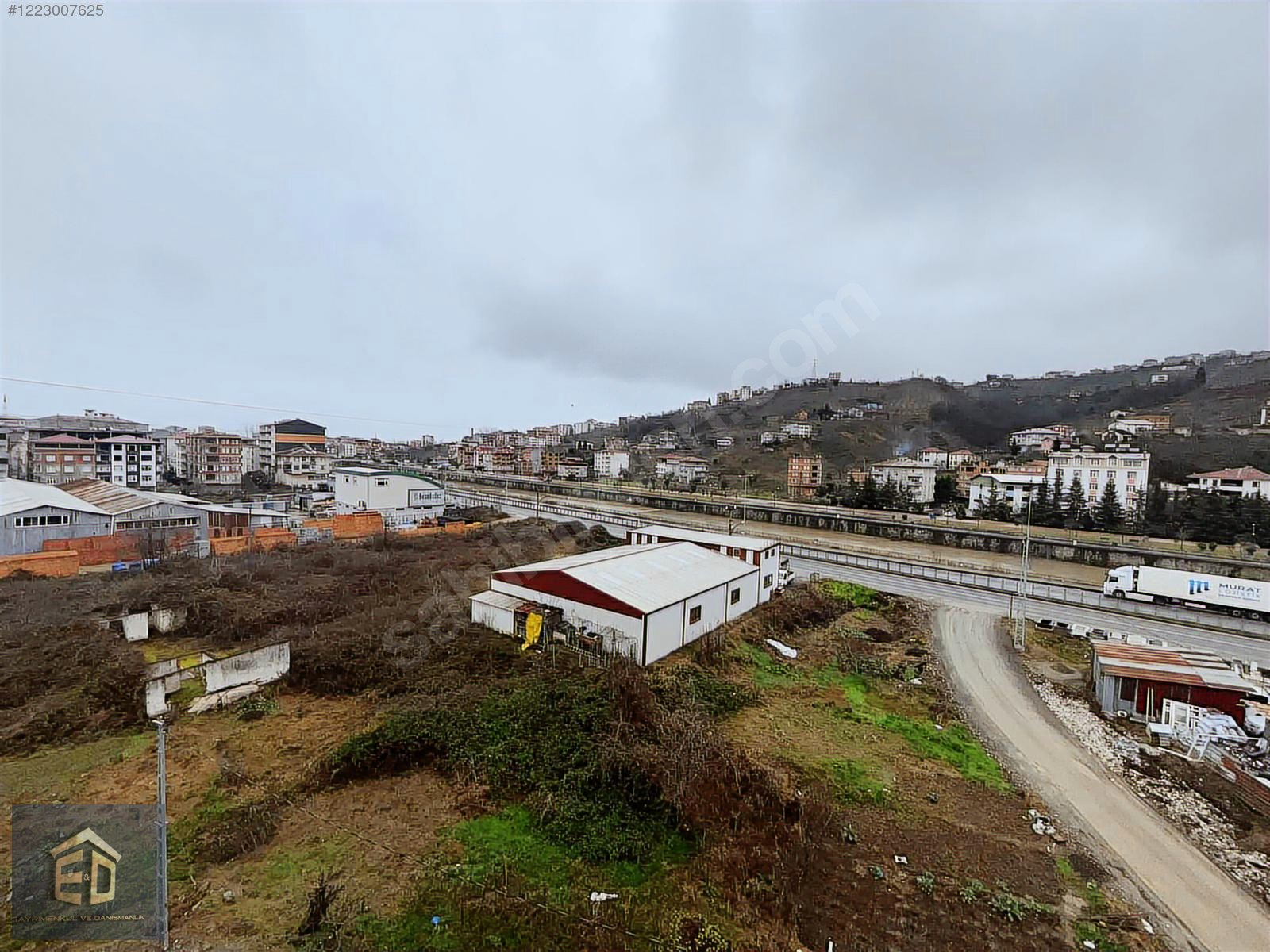 ARAKLI MERKEZ'DE 5+2 SIFIR DUBLEX DAİRE 240M2 DOĞALGAZLI - TRABZON ARAKLI fotoğraf 10