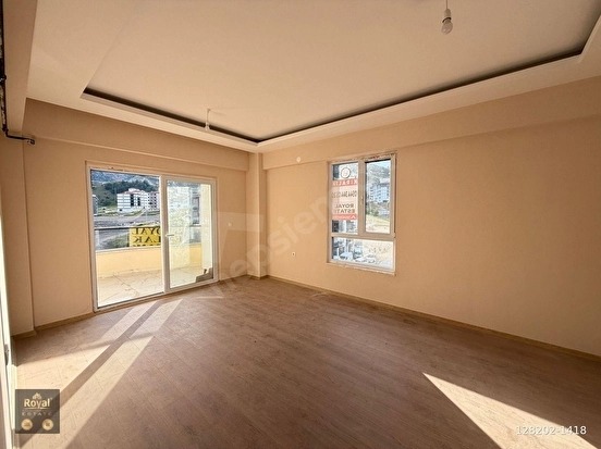 ROYAL EMLAKTAN OKULLAR BÖLGESİNDE 1+1 DAİRE - AMASYA MERKEZ fotoğraf 7