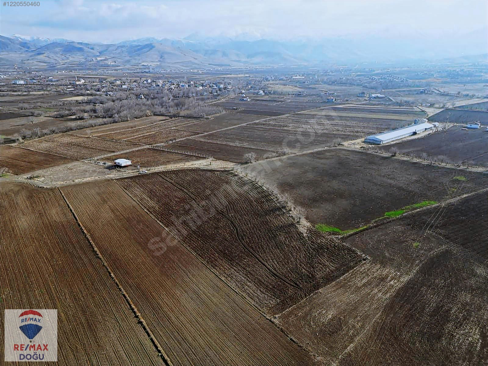 REMAX DOĞU'DAN KAVAKTEPE KÖYÜNDE SATILIK TARLA - ELAZIĞ MERKEZ fotoğraf 6