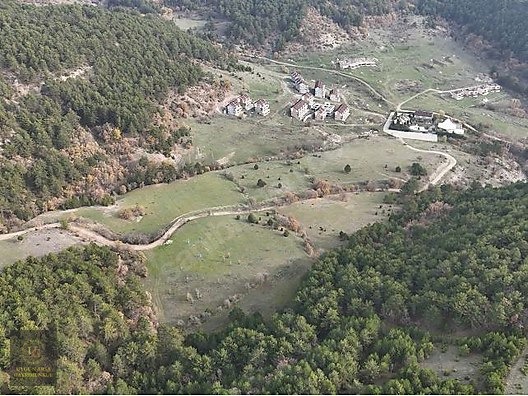 BOLU MUDURNU'DA OTELLER BÖLGESİNDE 7.965M2 UYGUN ARSA - BOLU MUDURNU fotoğraf 4