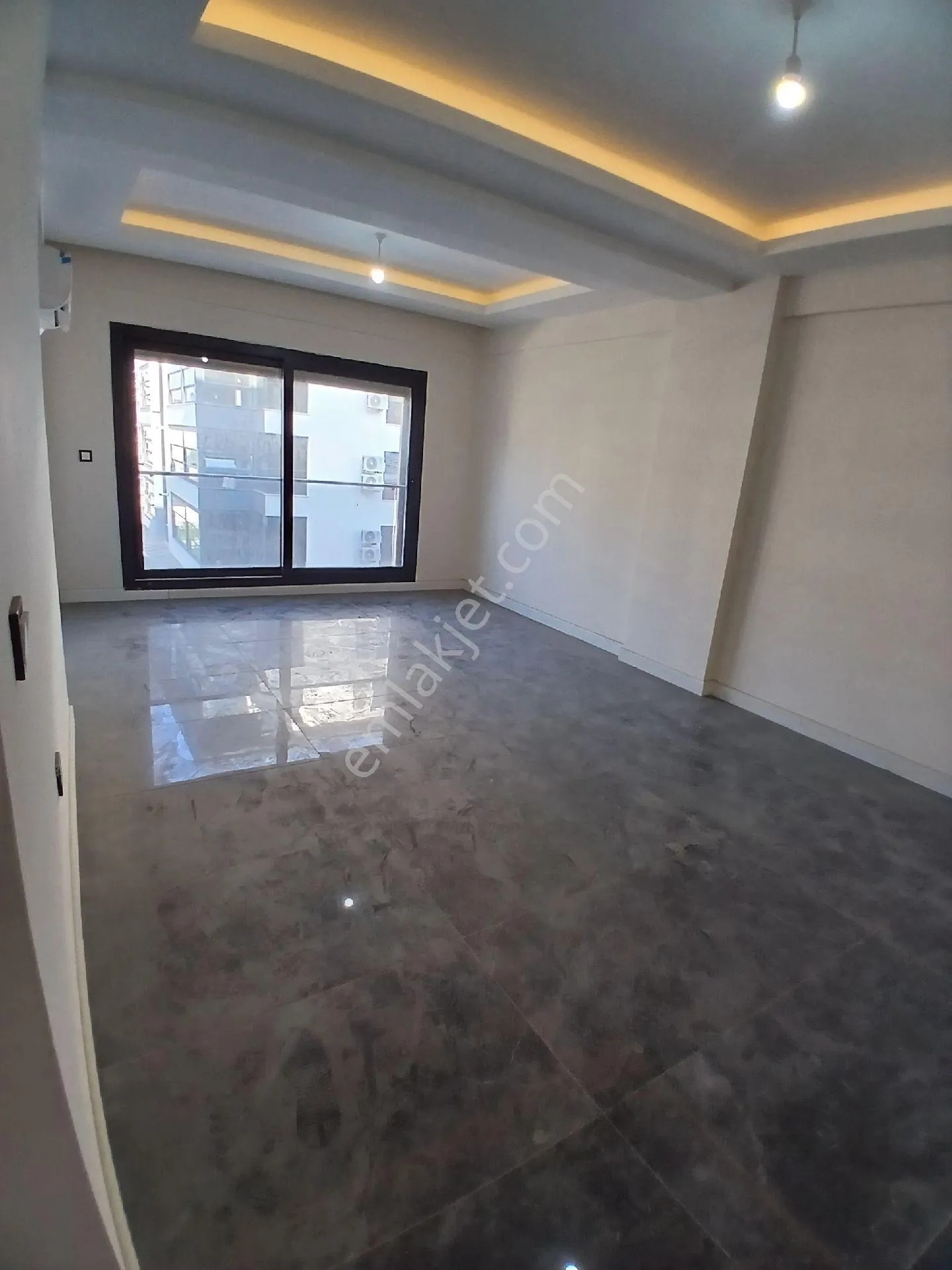 İzmir Torbalı Alpkent Mahallesinde 3+1 140m2 Net Arakat Havuzlu Sitede Daire Sat - İZMİR TORBALI fotoğraf 6
