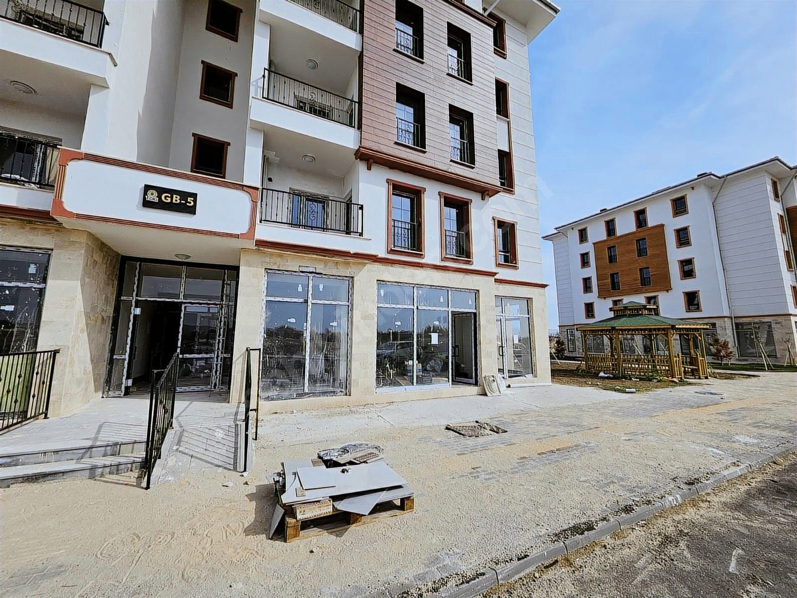 ARAÇ TAKASLI-RESMİ TAPU DEVİR-125 M2 HER İŞE UYGUN SUPER DÜKKAN - ANKARA ÇUBUK fotoğraf 17