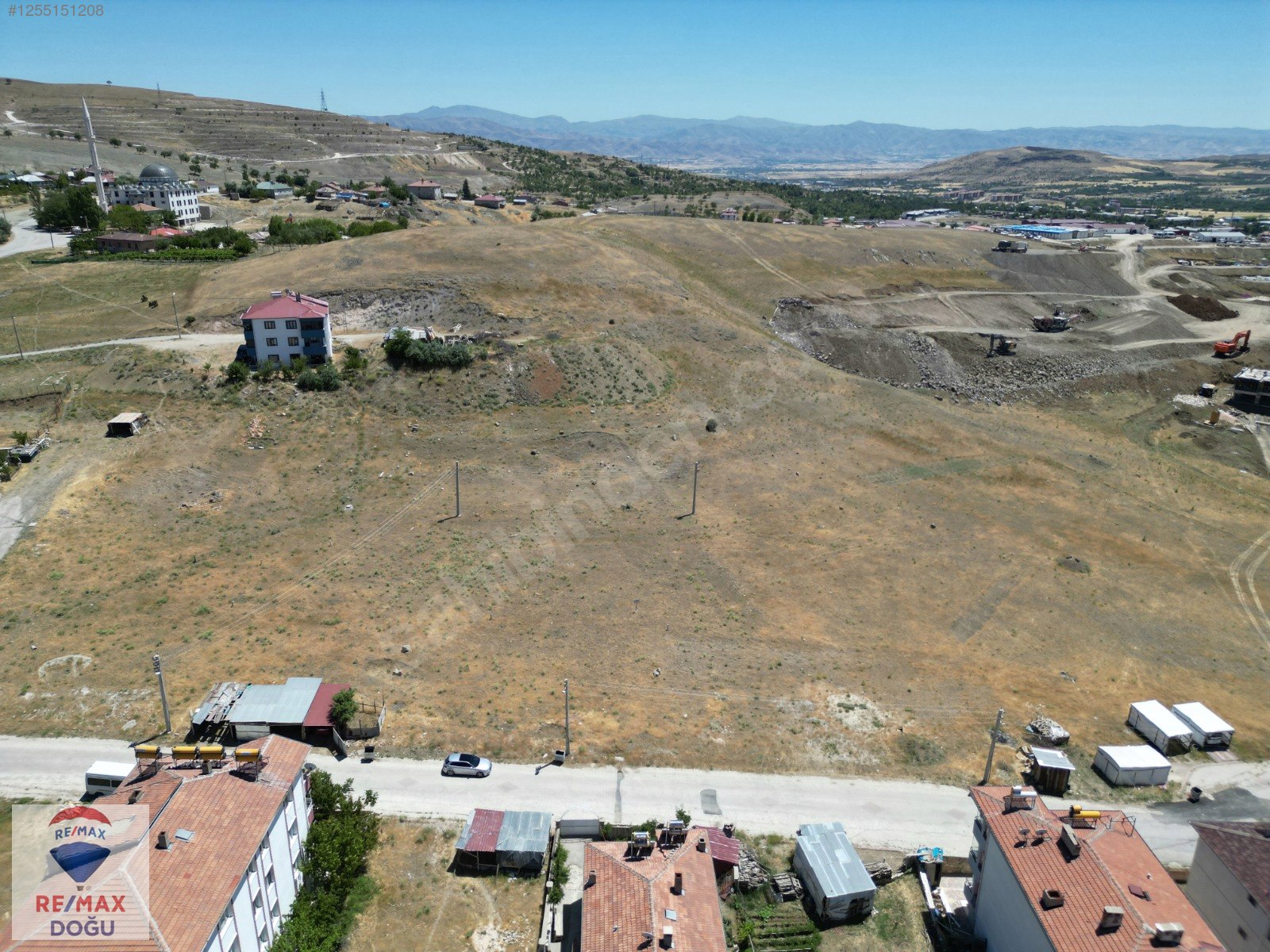 RE/MAX DOĞU'DAN ÇATALÇEŞME (MORNİK) MAHALLESİ 5 KAT İMARLI ARSA - ELAZIĞ MERKEZ fotoğraf 3