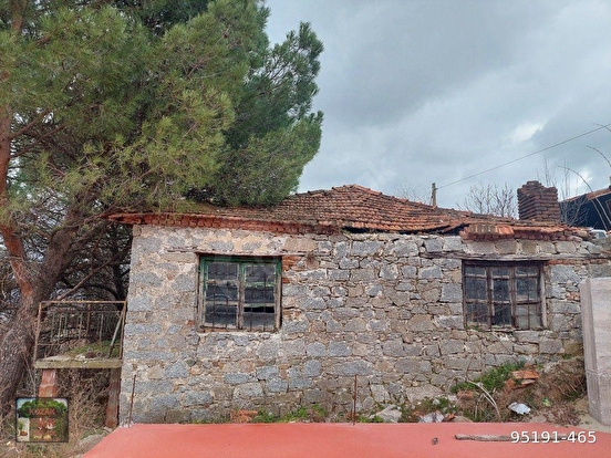 BERGAMA KIRANLI MAH DE 445 m2 TAŞ EV VE BAHÇESİ MÜSTAKİL TAPU MANZARALI - İZMİR BERGAMA fotoğraf 6